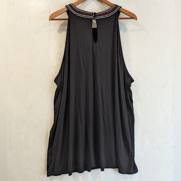 TORRID Super soft knits embroidered black goddess tank sleeveless blouse size 4X - Picture 7 of 11